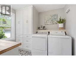 279 STEPHEN STREET - 23