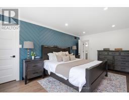 279 STEPHEN STREET - 28