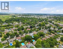 107 APONI CRESCENT - 46