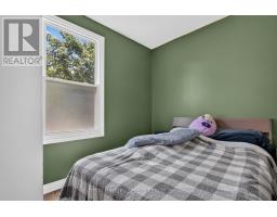 174 CLARENCE STREET - 13