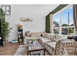174 CLARENCE STREET - 7