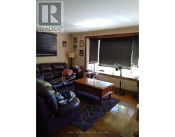 89 HEATHER CRESCENT - 12