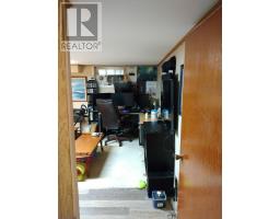89 HEATHER CRESCENT - 19