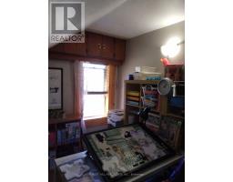 89 HEATHER CRESCENT - 32