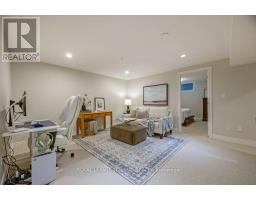 67 - 70 TANOAK DRIVE - 31
