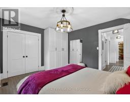 17 WOODWARD AVENUE - 18