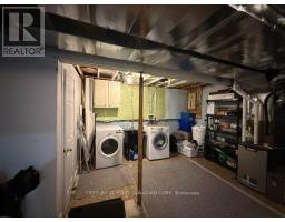 42 - 1855 ALDERSBROOK ROAD W - 40