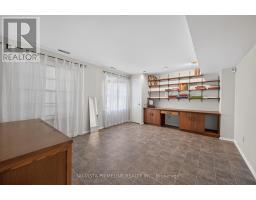 98 SHAVIAN BOULEVARD - 35