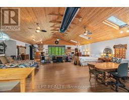8452 DEFORE DRIVE - 24