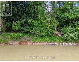 8452 DEFORE DRIVE - 29