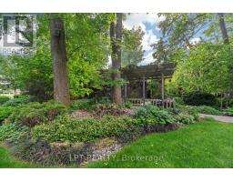 8452 DEFORE DRIVE - 39