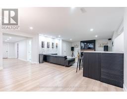 2558 MCWADE PLACE - 40