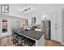 24 - 65 FIDDLERS GREEN ROAD - 9