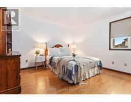 954 CHIPPEWA DRIVE - 15