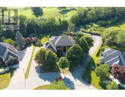 106 FITZWILLIAM BOULEVARD - 44