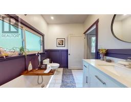 4242 COLONEL TALBOT ROAD - 22