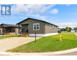 LOT 8 - 215 CAROLYNN WAY - 37