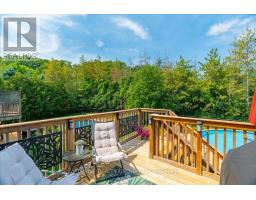 1571 BLACKMAPLE CRESCENT - 34