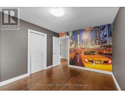 935 COUNTRY CLUB PLACE - 34