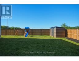 57 BRISCOE CRESCENT - 37