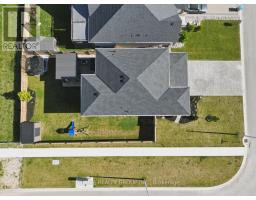 57 BRISCOE CRESCENT - 48