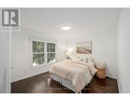12 SPENCER CRESCENT - 22