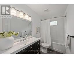 12 SPENCER CRESCENT - 23