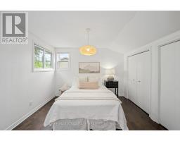 12 SPENCER CRESCENT - 25