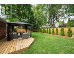 12 SPENCER CRESCENT - 34