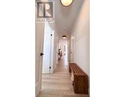 6 EVYLEAN COURT - 3