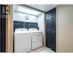 60 - 44 HOMESTEAD CRESCENT - 12