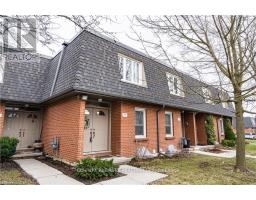 60 - 44 HOMESTEAD CRESCENT - 2