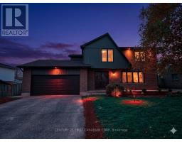 123 HILLSMOUNT CRESCENT - 1