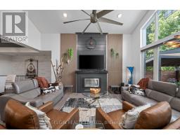 392 LARRY STREET - 7
