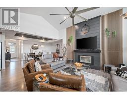 392 LARRY STREET - 9