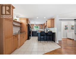 5 QUEEN MARY CRESCENT - 14