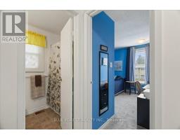110 - 70 FIDDLERS GREEN ROAD - 14