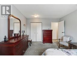 110 - 70 FIDDLERS GREEN ROAD - 19