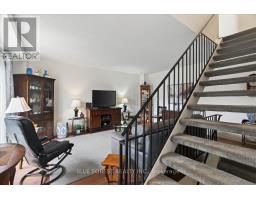 110 - 70 FIDDLERS GREEN ROAD - 9
