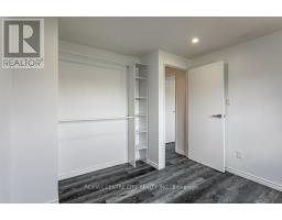 22 - 1725 ERNEST AVENUE - 18