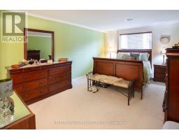 104 - 200 EVERGLADE CRESCENT - 15