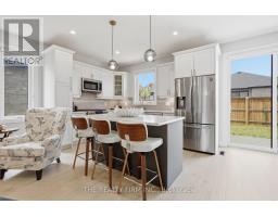 8 - 383 DAVENTRY WAY - 14