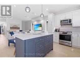 8 - 383 DAVENTRY WAY - 17