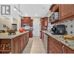 8 WILLARD CRESCENT - 12