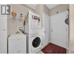 8 WILLARD CRESCENT - 7