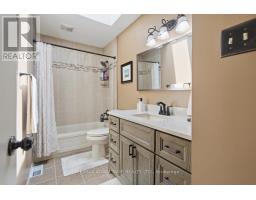 223 ARDSLEY CRESCENT - 23