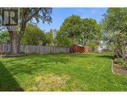 223 ARDSLEY CRESCENT - 35