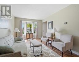 223 ARDSLEY CRESCENT - 8