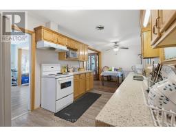 478 COOMBS AVENUE - 10