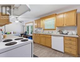 478 COOMBS AVENUE - 11